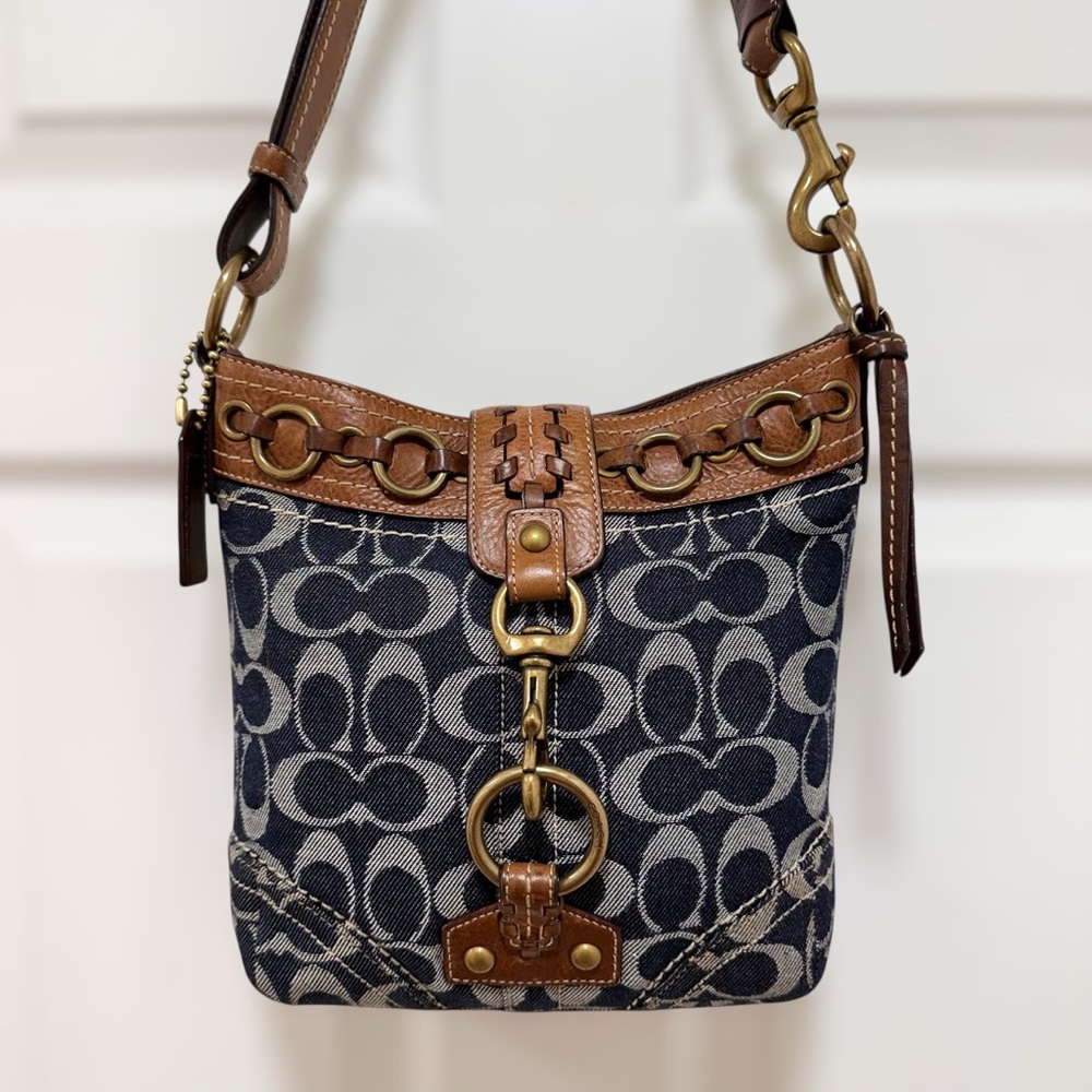 SOLD Coach Hamptons Signature Denim Special Edition Shoulder Bag - Picture 1 of 16